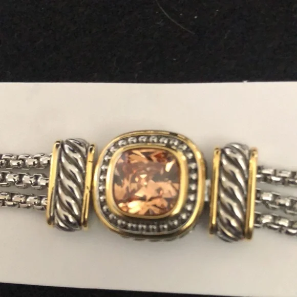 - Bracelet - Picture 8 of 8